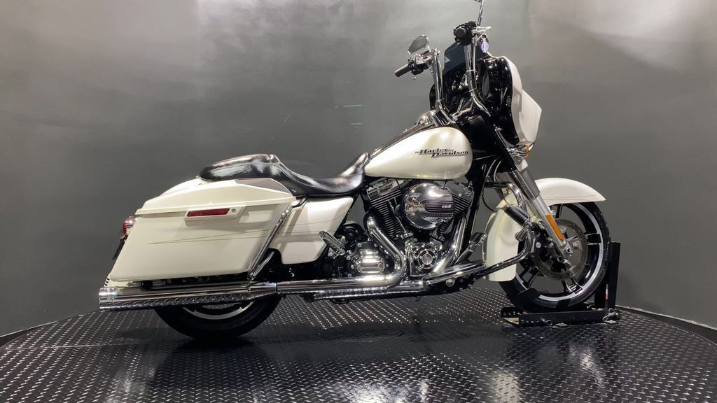 Street Glide® Special