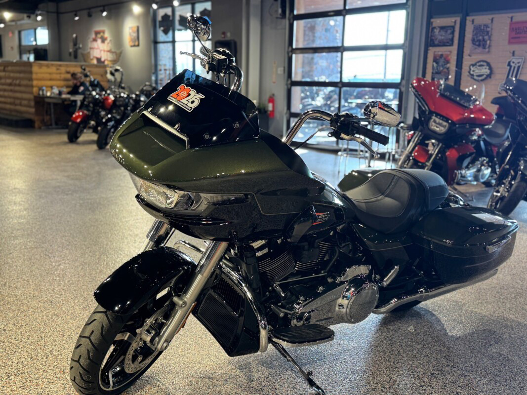Road Glide®