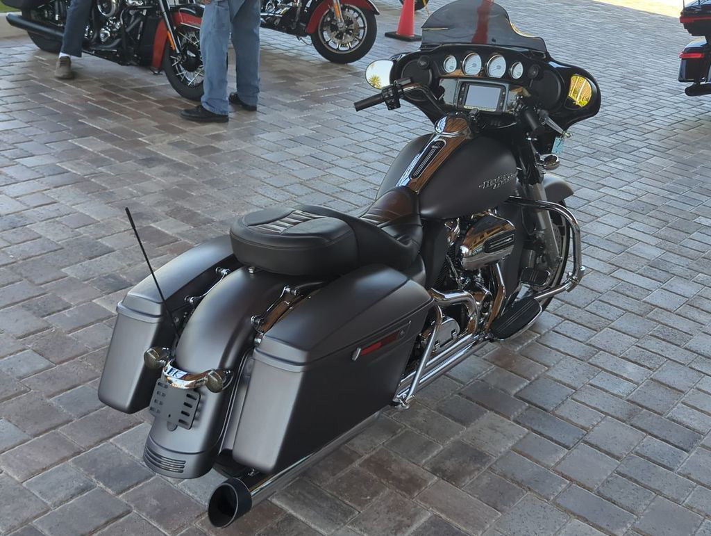 Street Glide® Special