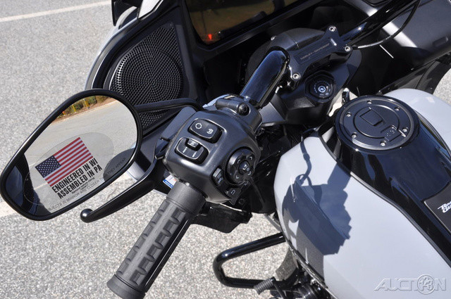 Road Glide®