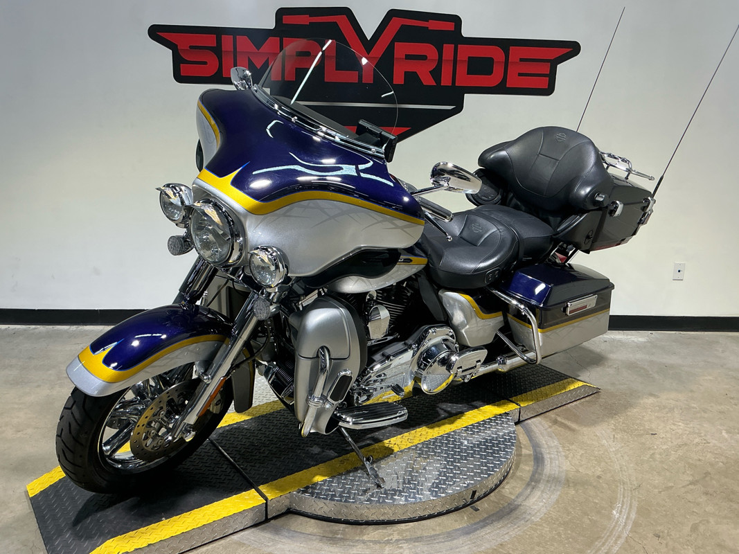 CVO® Ultra Classic® Electra Glide®