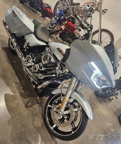 Road Glide®