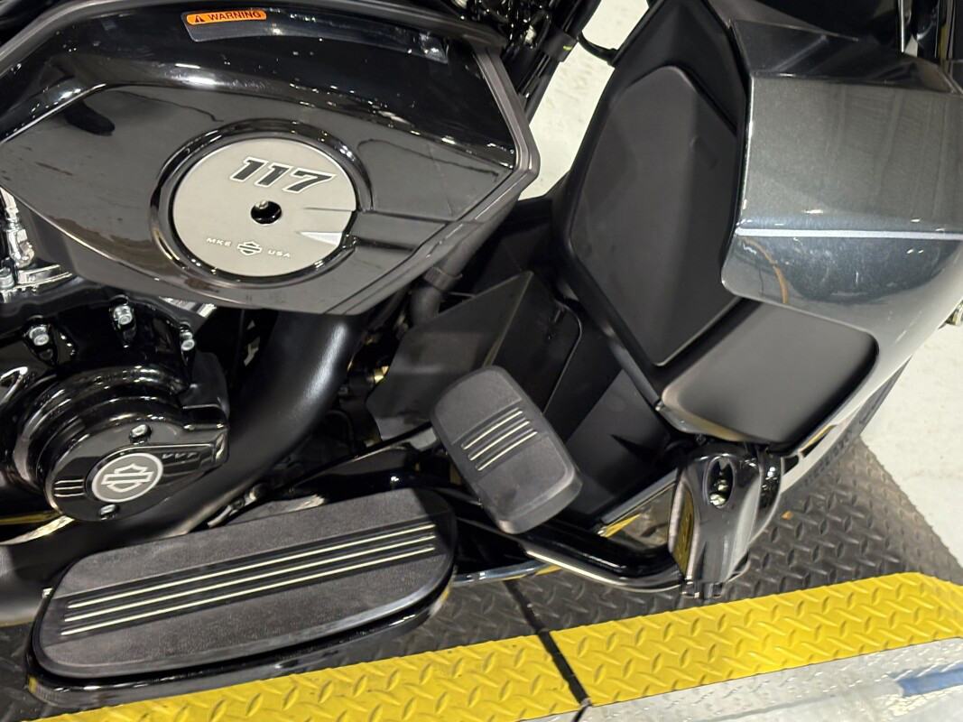 Street Glide® 3 Limited