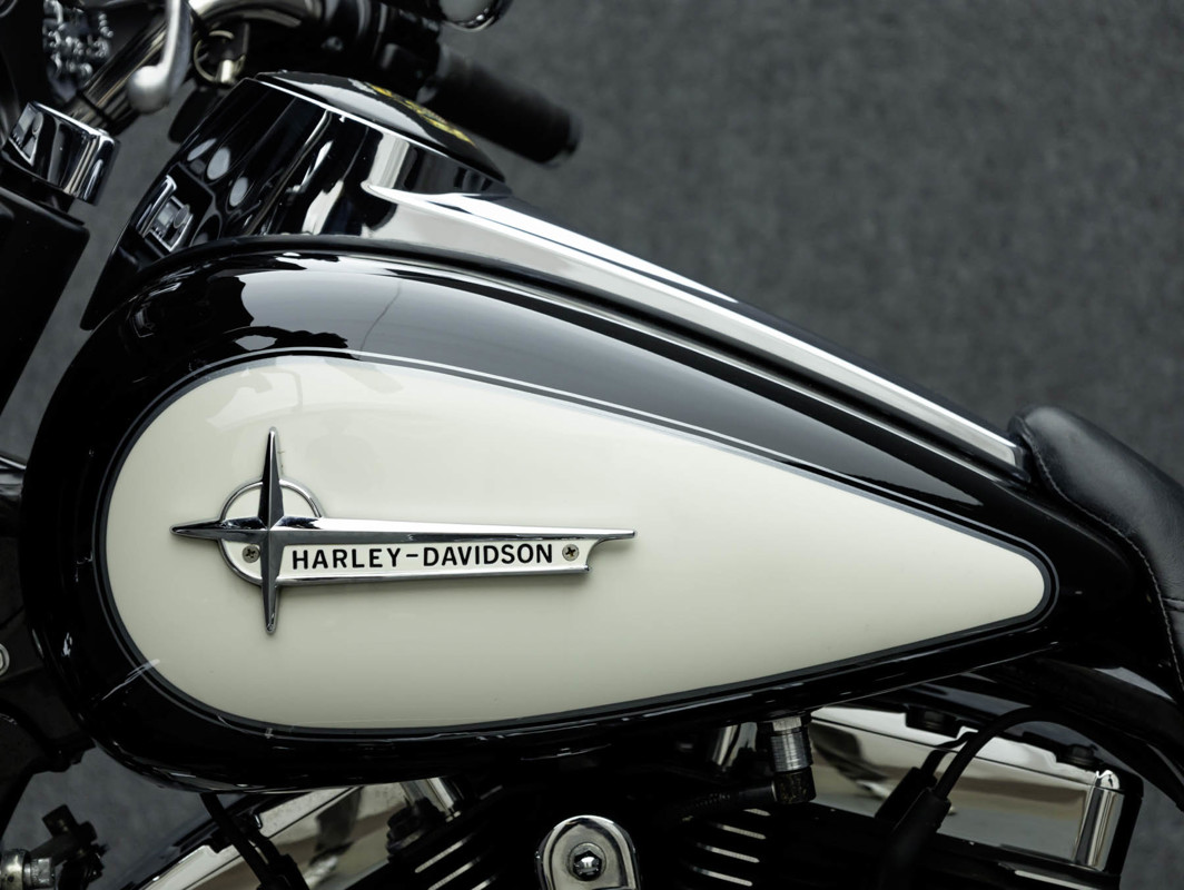 Electra Glide Police