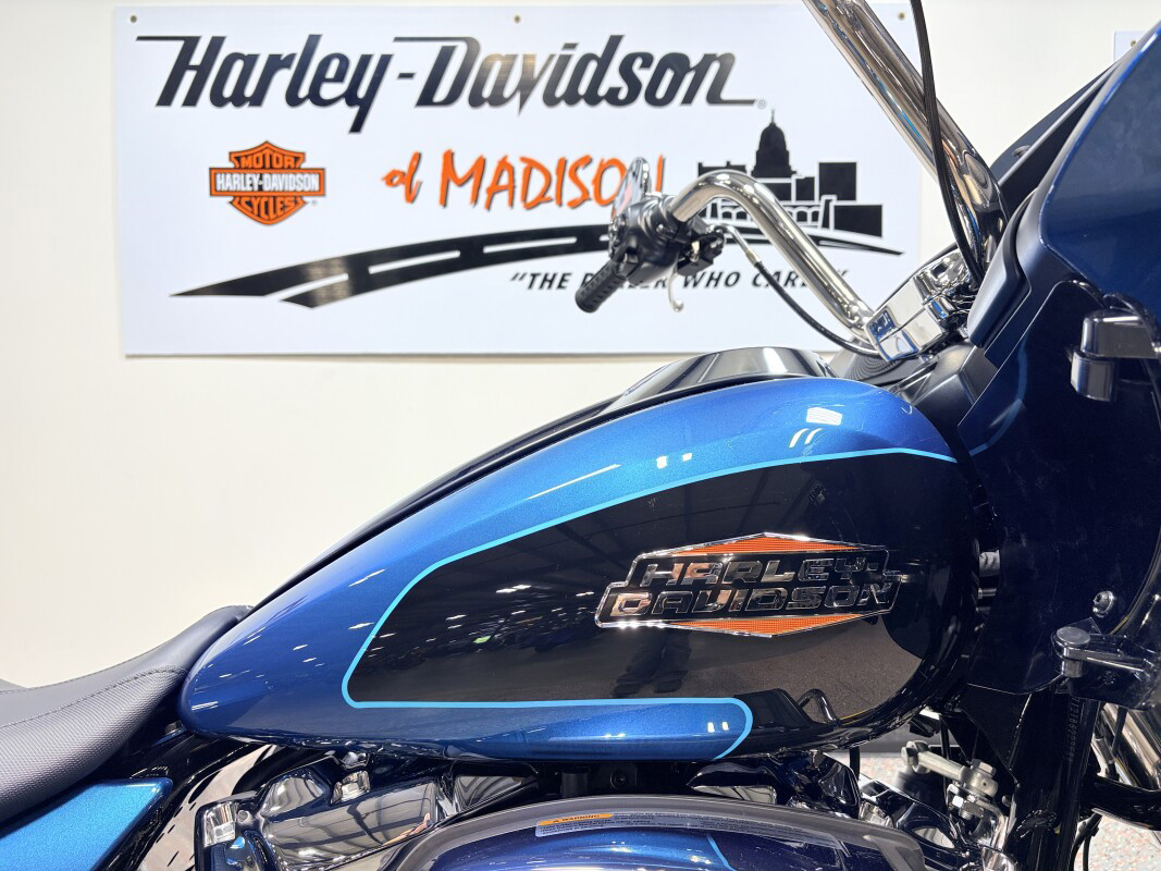 Road Glide®