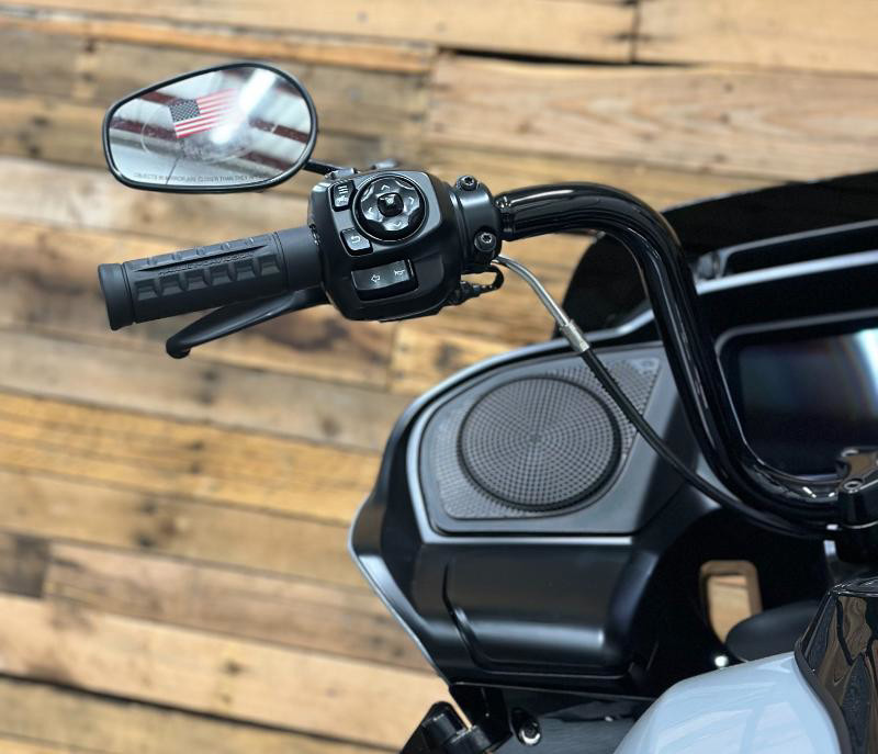 Road Glide®