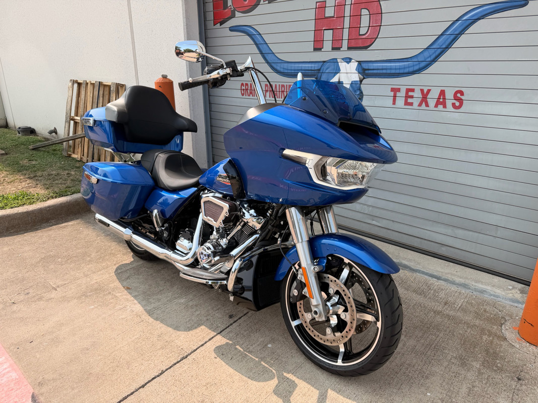 Road Glide®