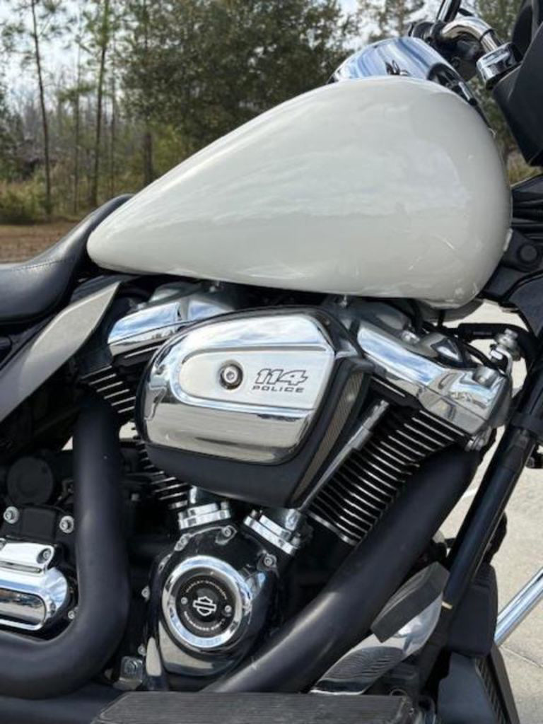 Electra Glide® Standard