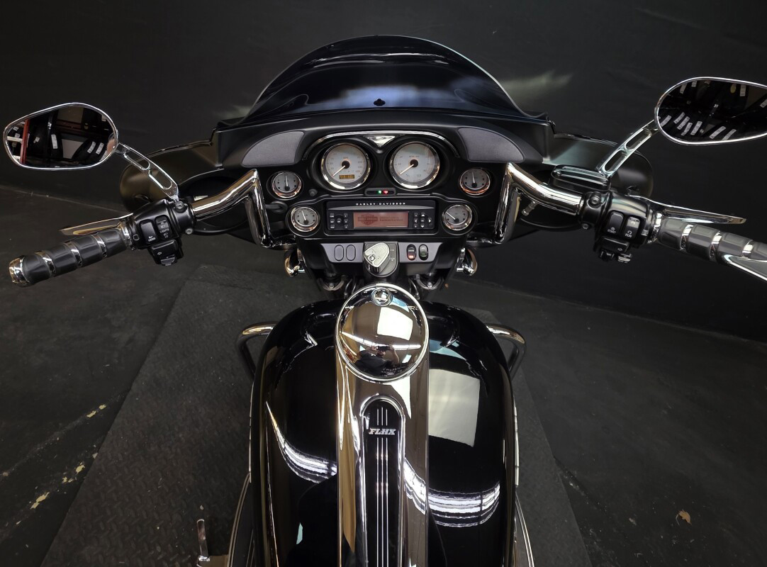 Street Glide®
