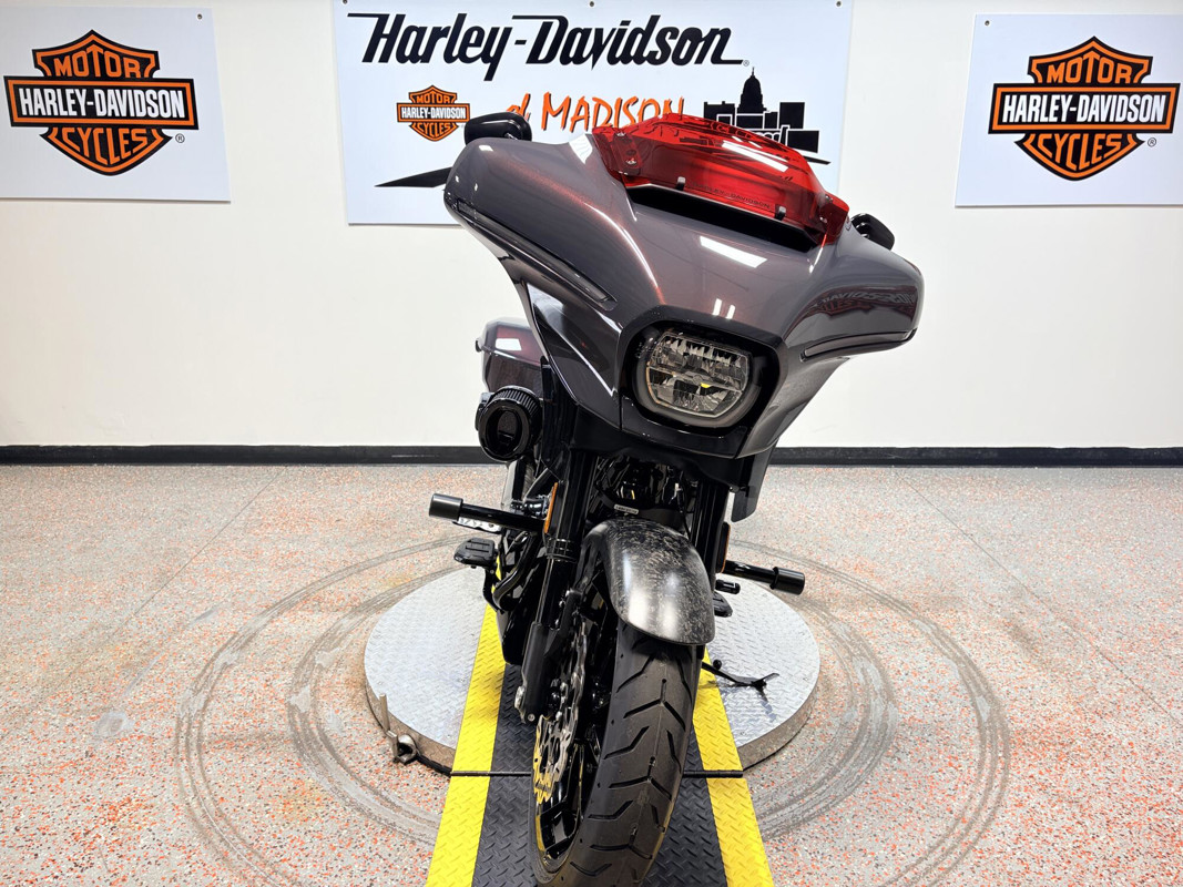 CVO® Street Glide® ST
