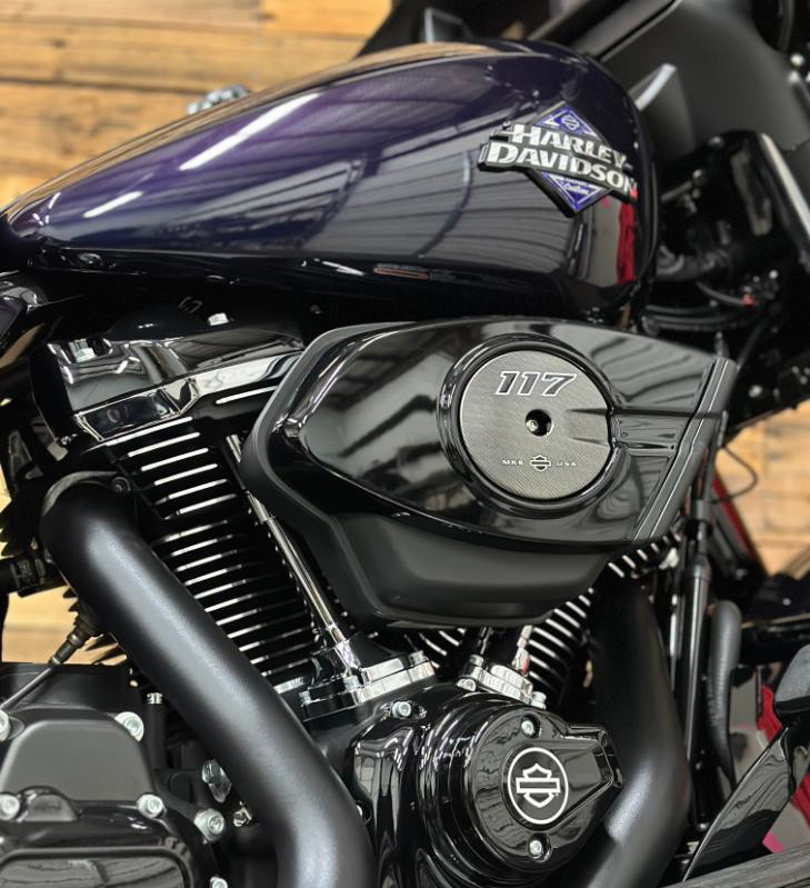 Street Glide®