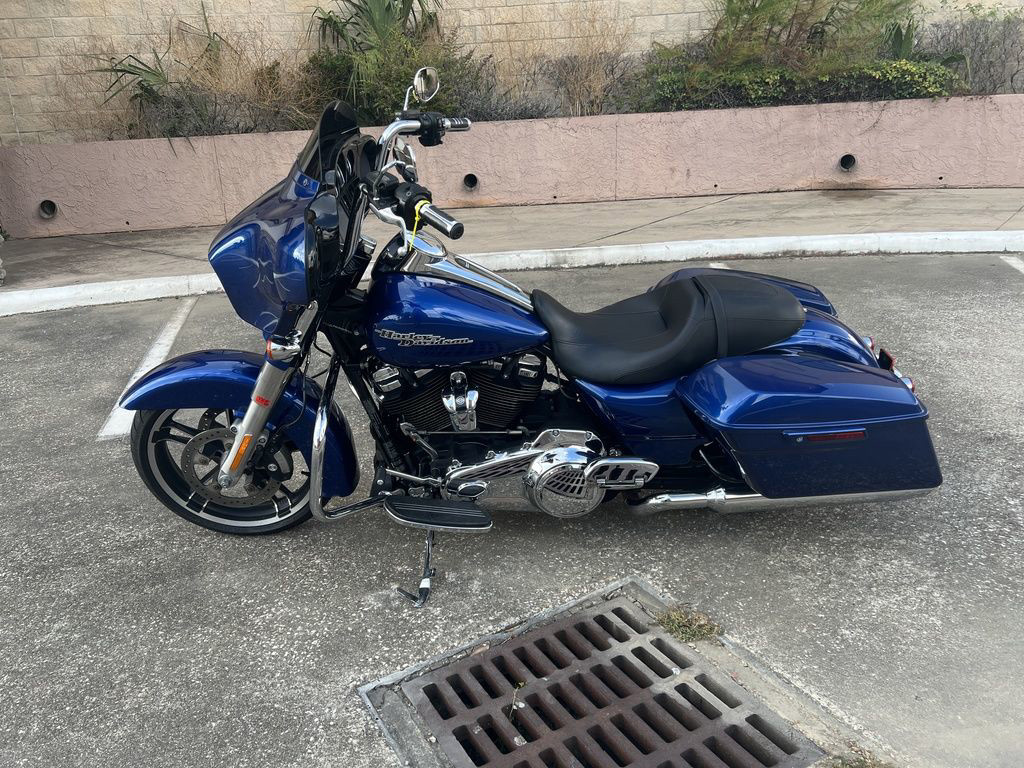 Street Glide® Special