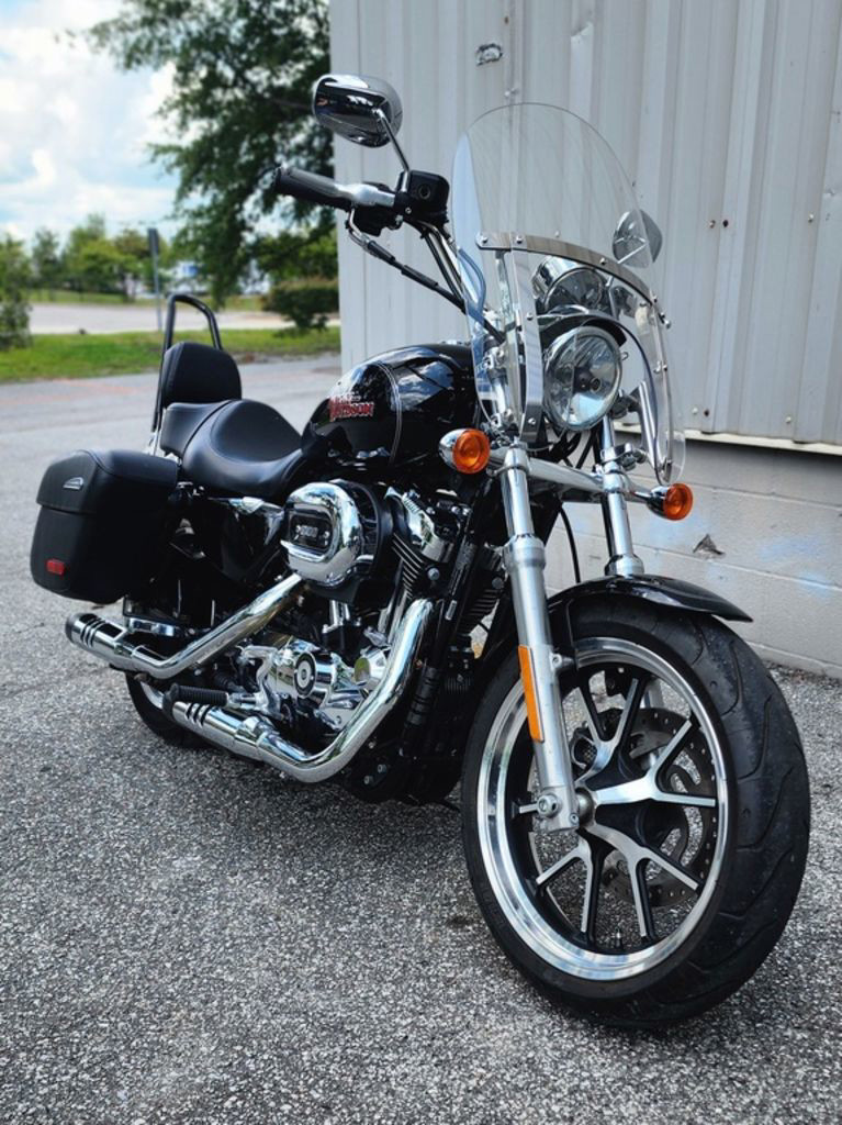 Sportster® SuperLow® 1200T