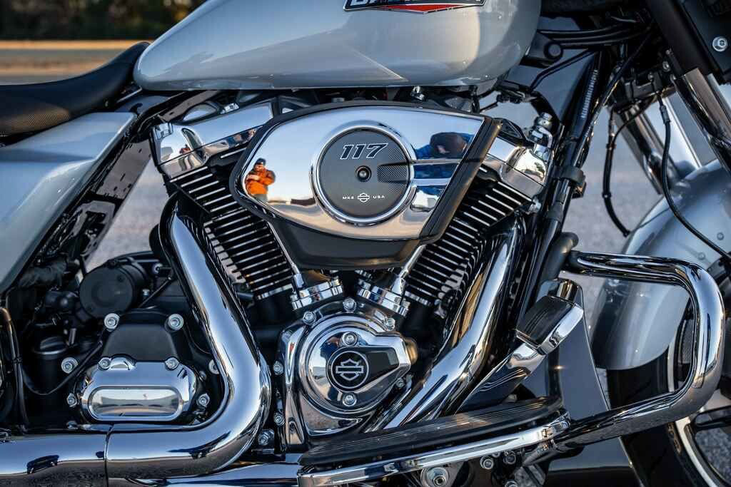 Street Glide®