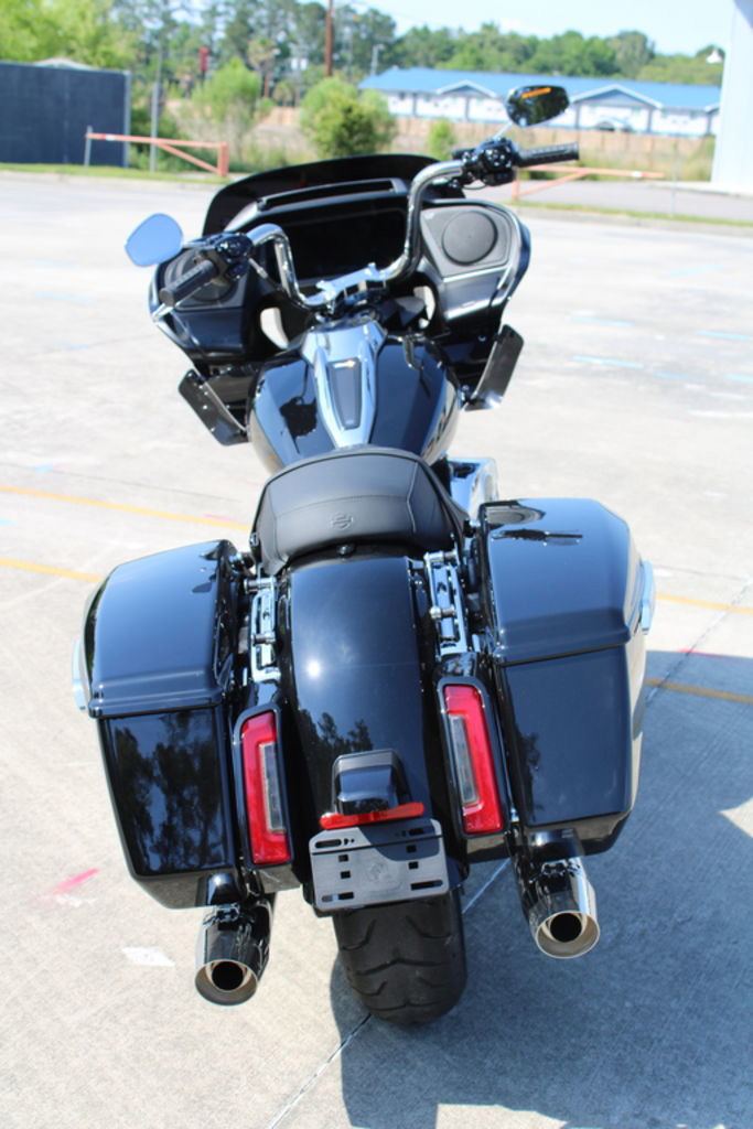 Road Glide®