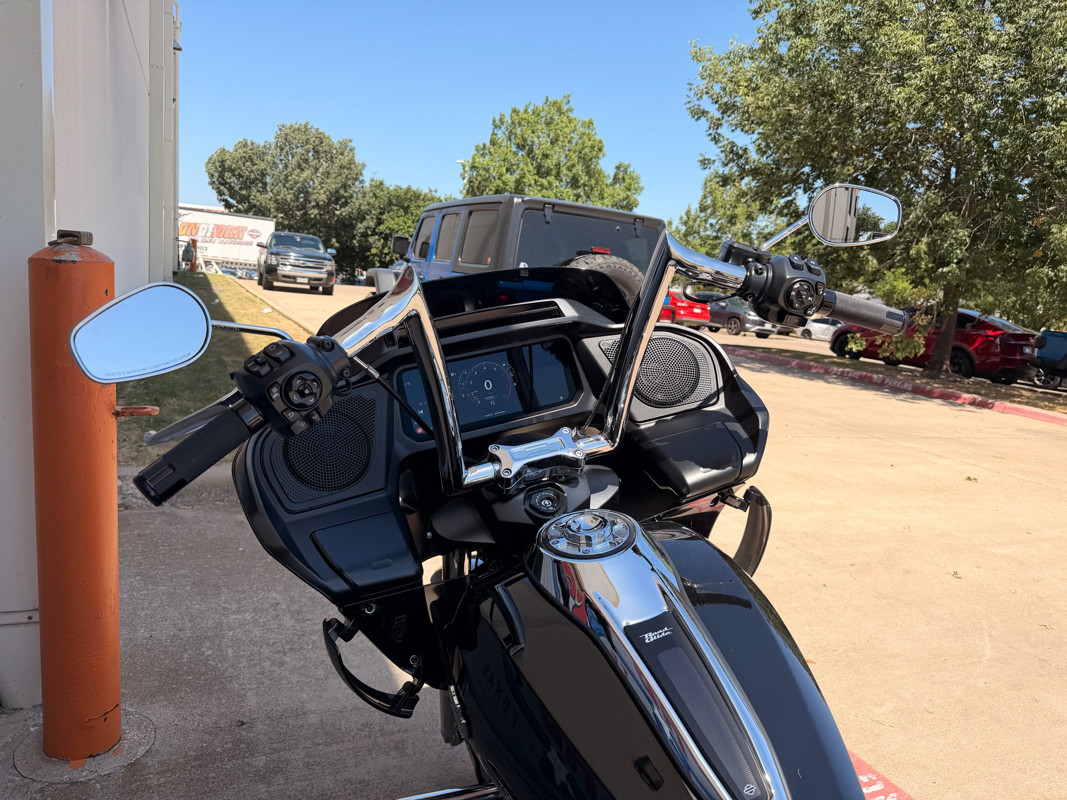 Road Glide®