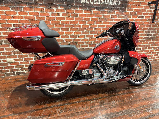 Street Glide® Limited