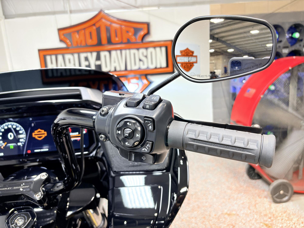 Road Glide® 3