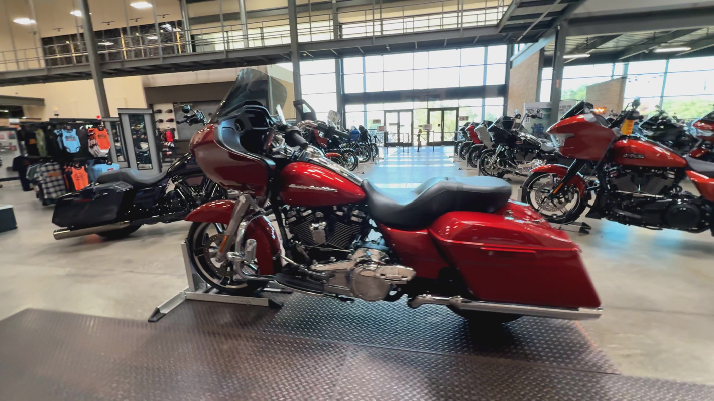 Road Glide®