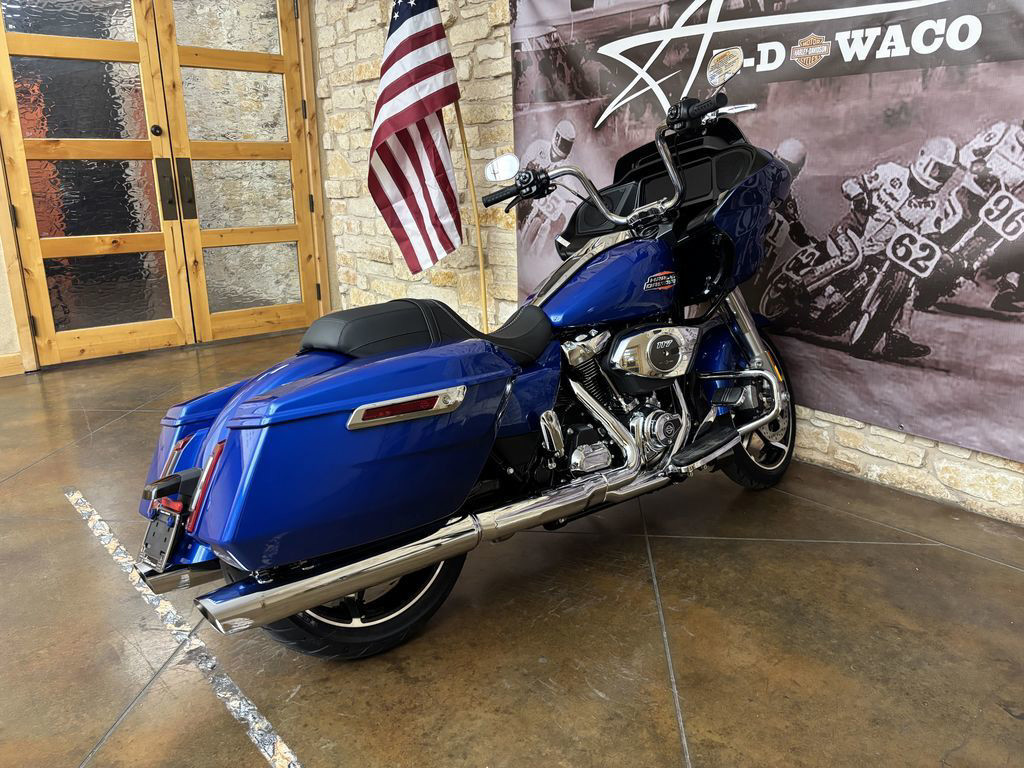 Road Glide®