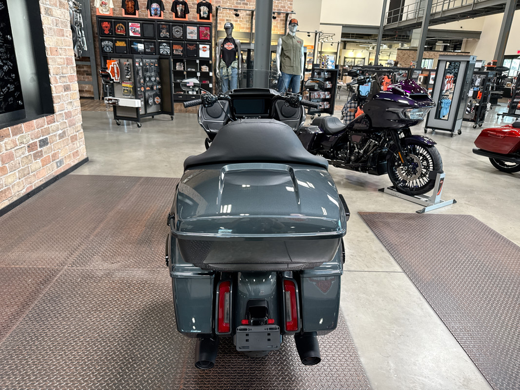 Road Glide®