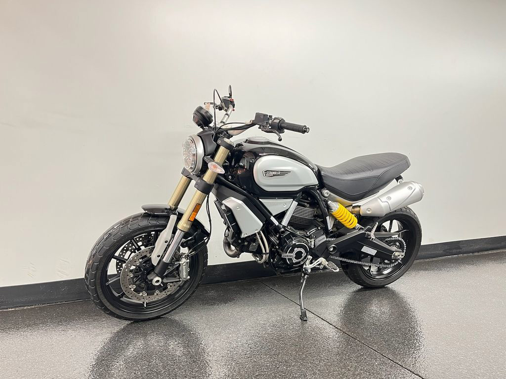 Scrambler 1100	