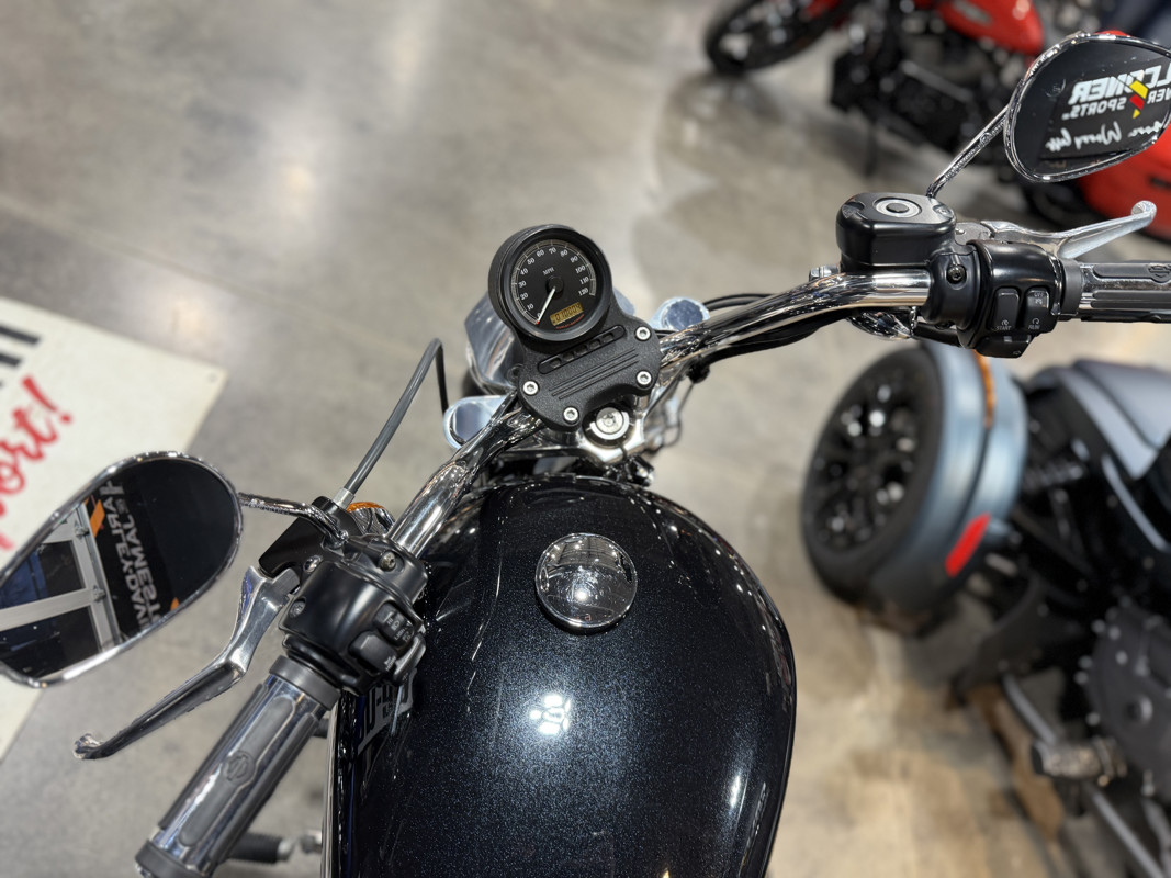 Sportster® 883 SuperLow®