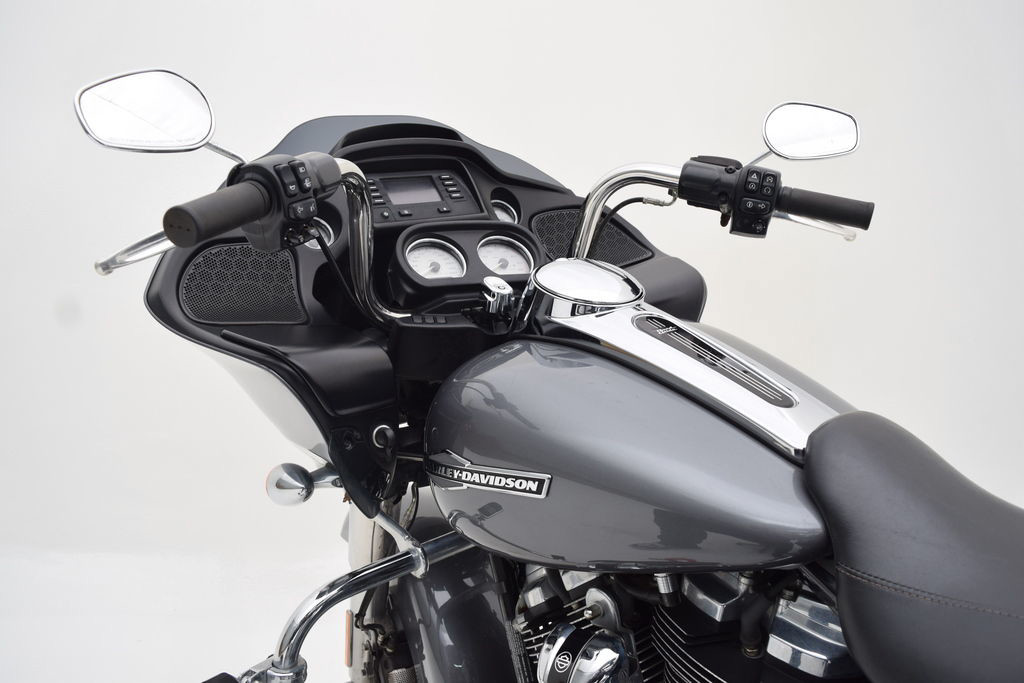 Road Glide®