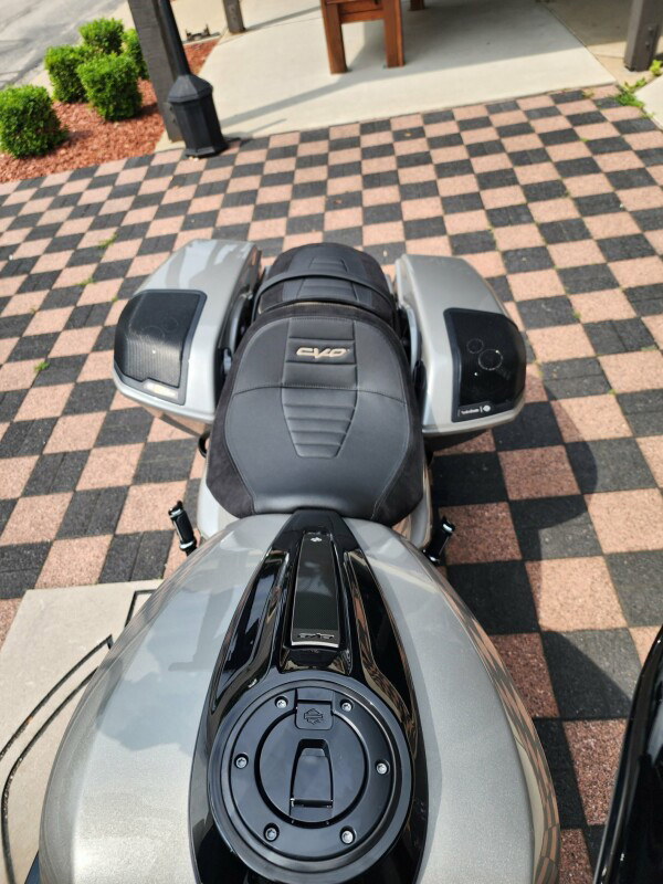 CVO® Road Glide®
