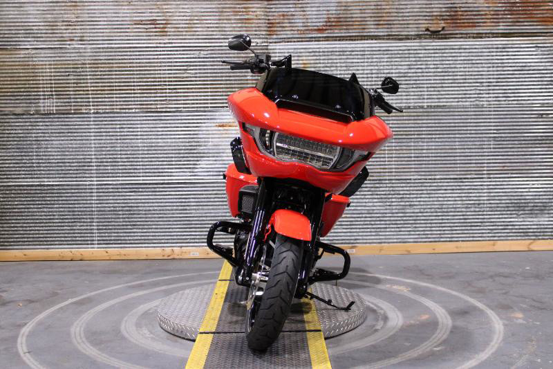 Road Glide®