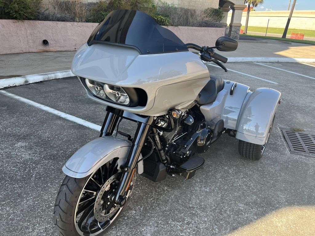 Road Glide® 3