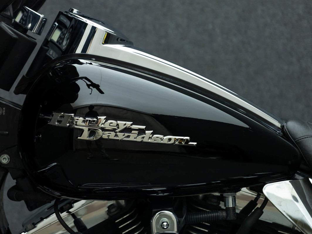 Street Glide®