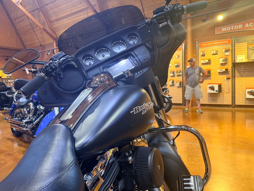Street Glide®