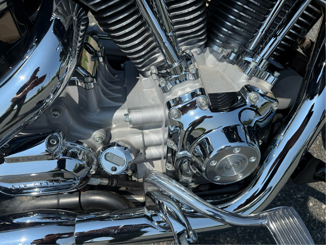 Dyna® Super Glide® Custom