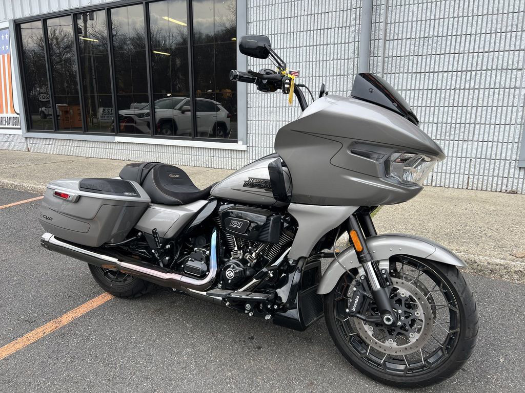 CVO® Road Glide®