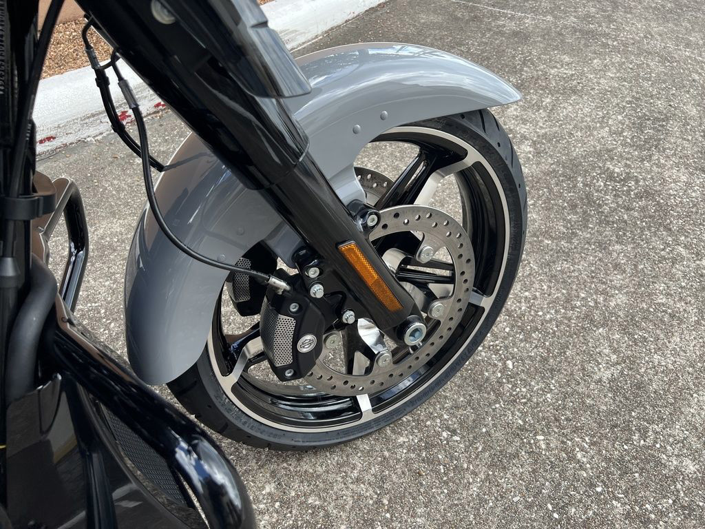 Street Glide®