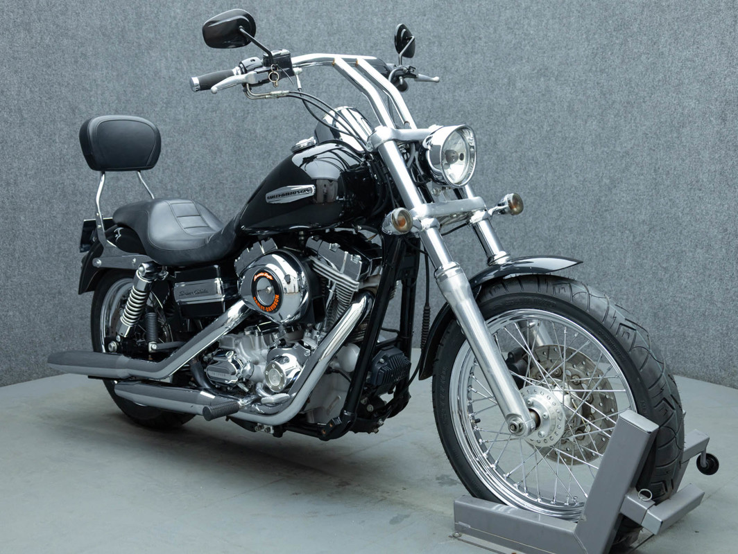 Dyna® Super Glide® Custom