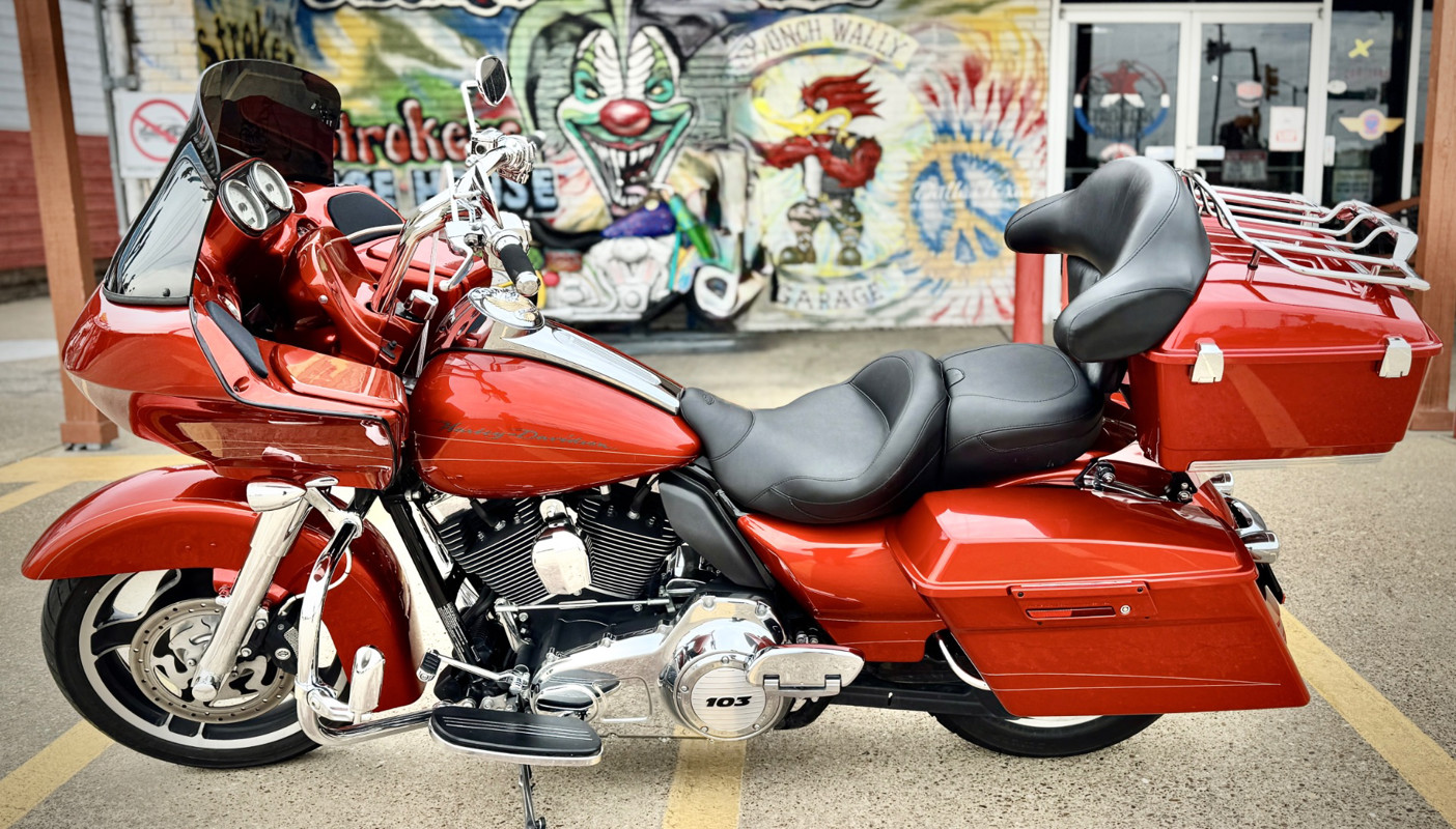 Road Glide® Custom