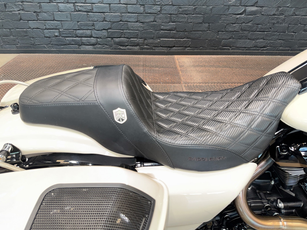 Street Glide® ST