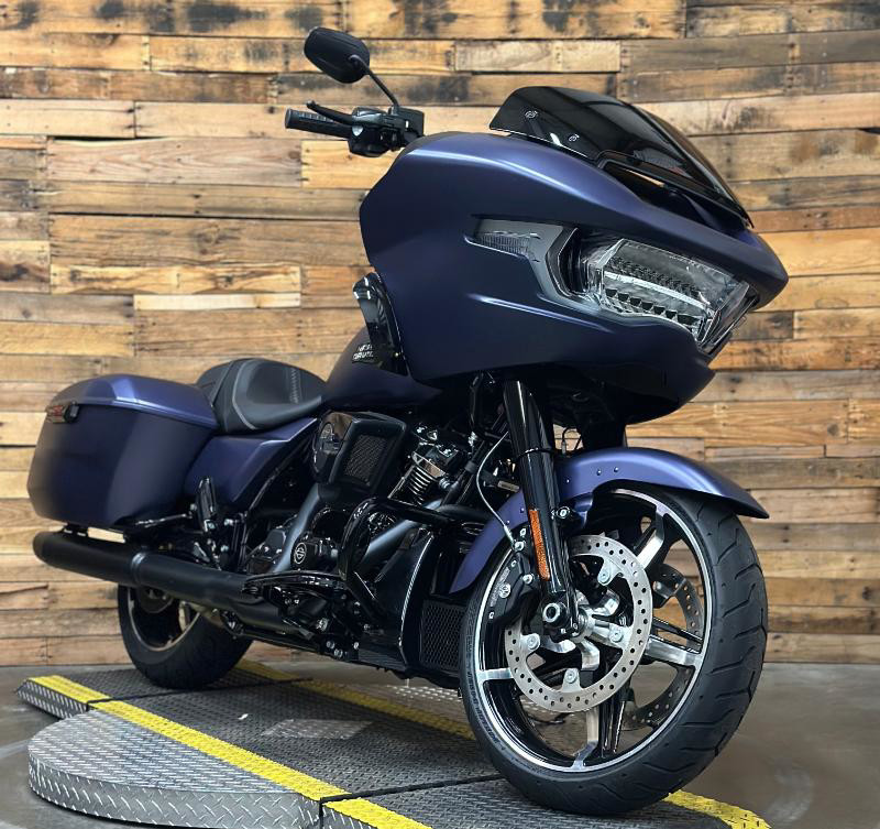 Road Glide®