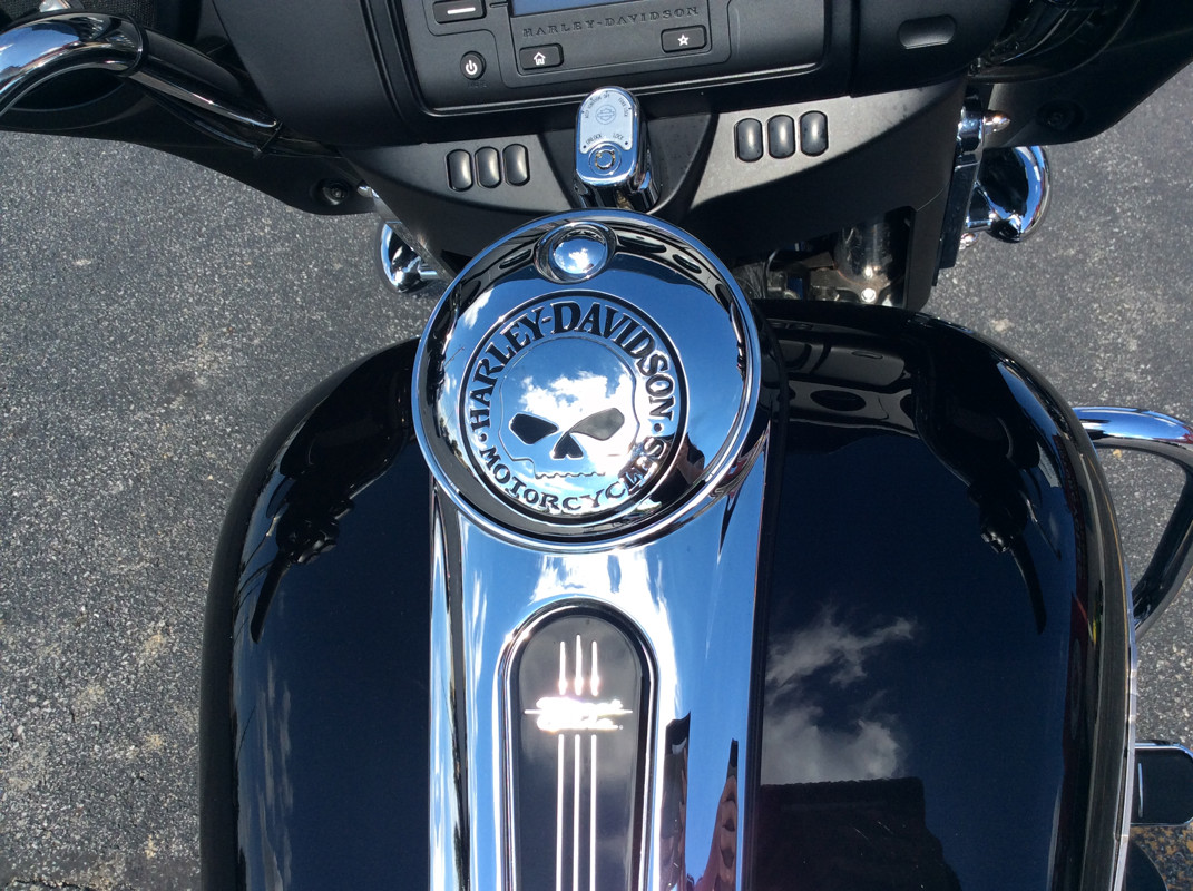 Street Glide®