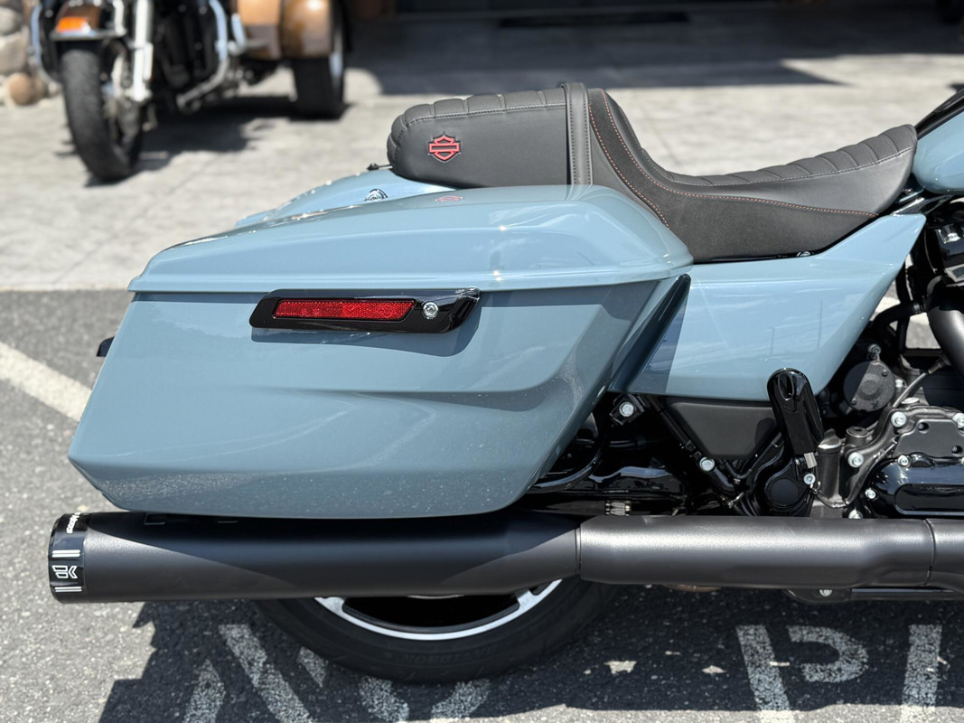 Road Glide®