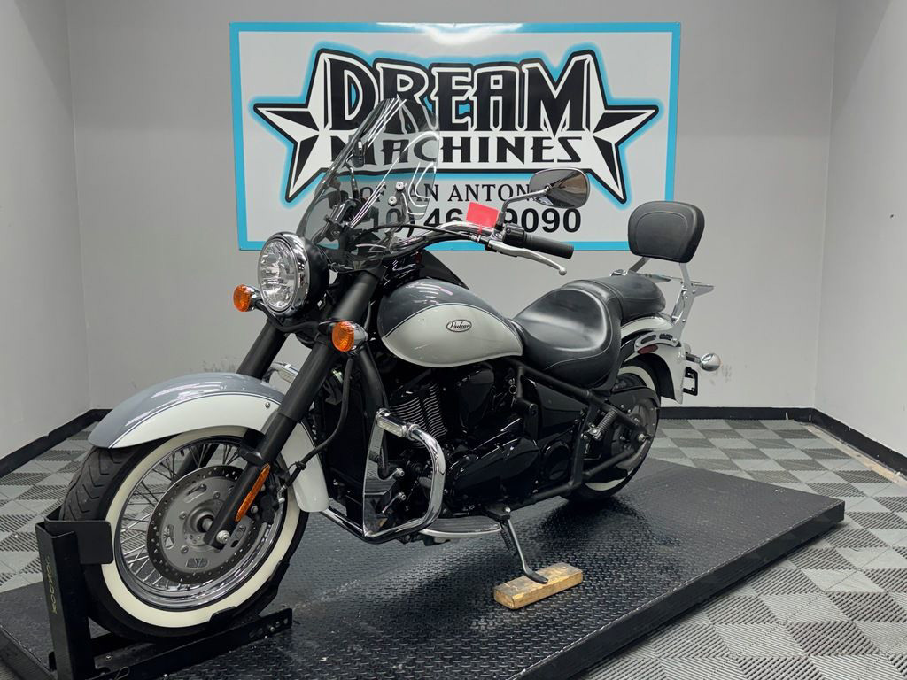 Vulcan 900 Classic