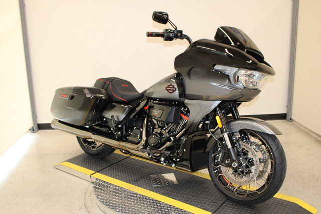 CVO® Road Glide®