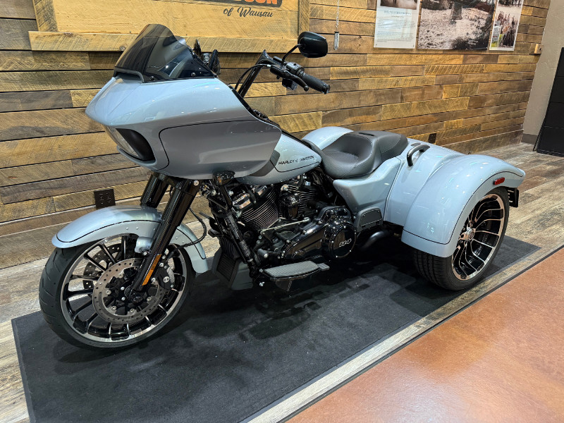 Road Glide® 3