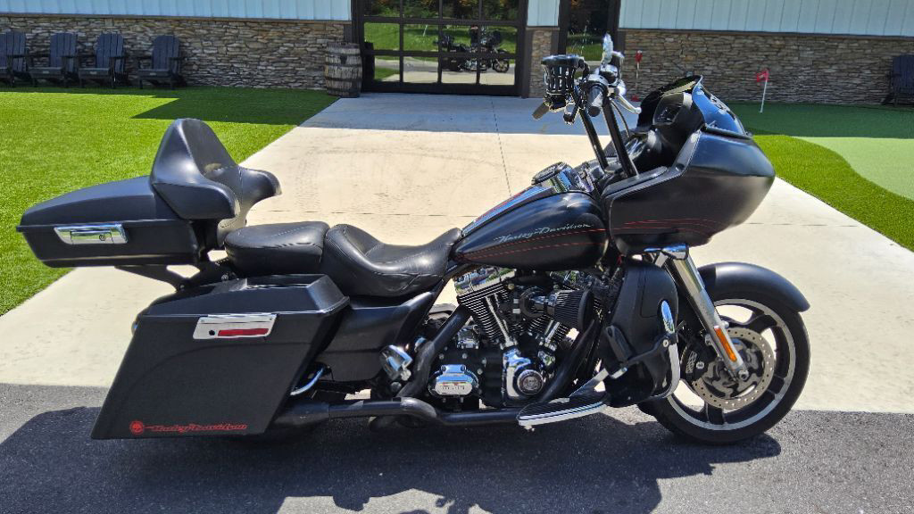 Road Glide® Custom