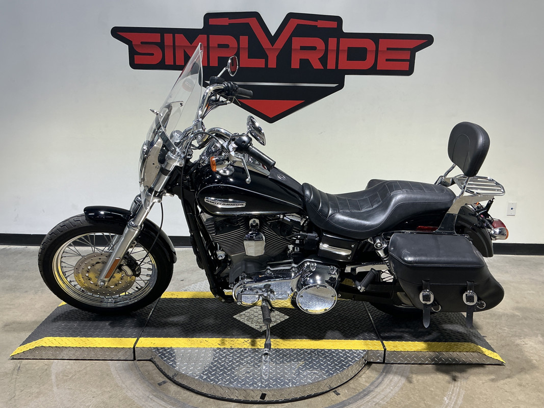 Dyna® Super Glide® Custom