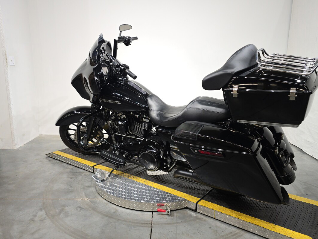 Street Glide® Special