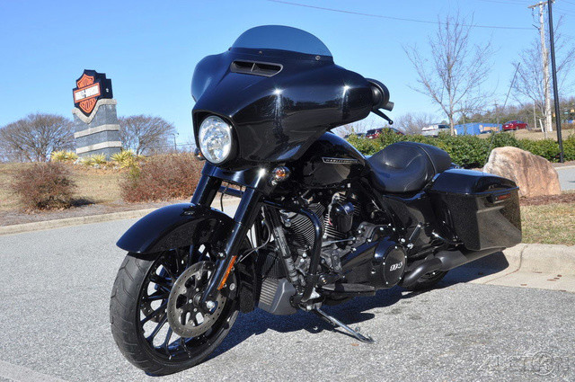Street Glide® Special
