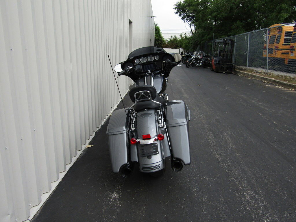 Street Glide® Special